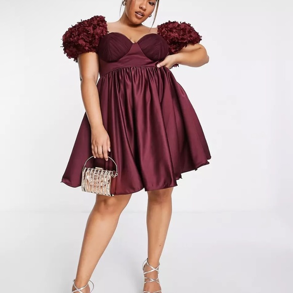 ASOS LUXE Curve 3D floral satin wired baby doll mini dress in wine - Picture 4 of 7